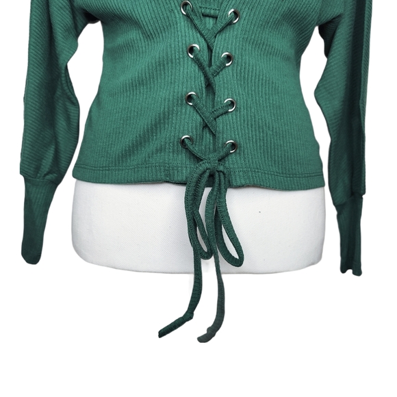 ✨SOLD✨Chocolate USA Women's Green Waist Lace Knit Long Sleeve Top Size Small - Picture 5 of 15